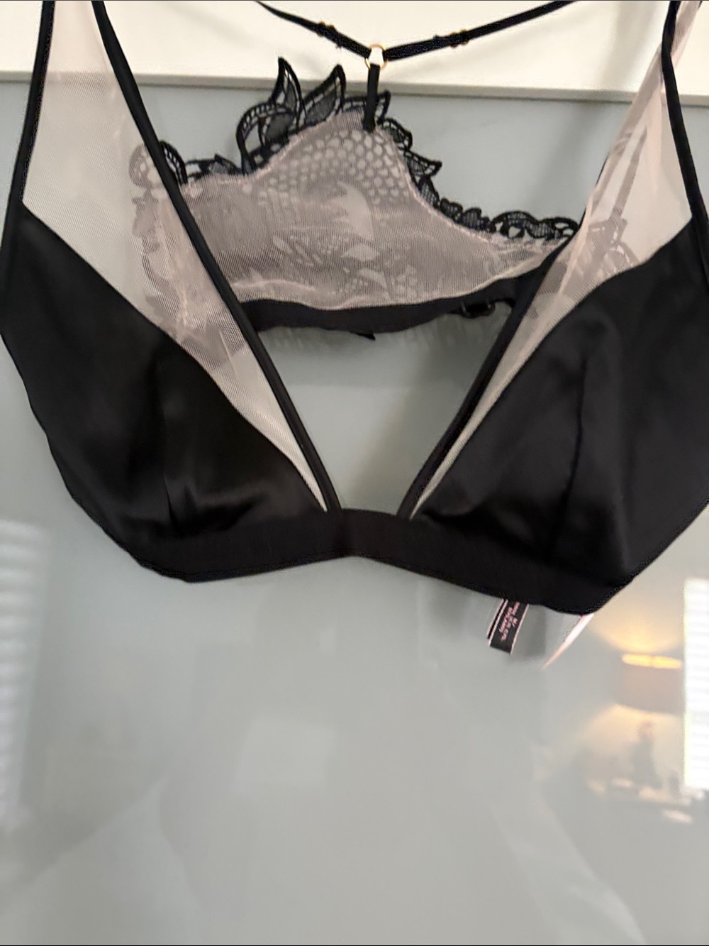 Victoria's Secret Black Lace-Back Bralette and panty